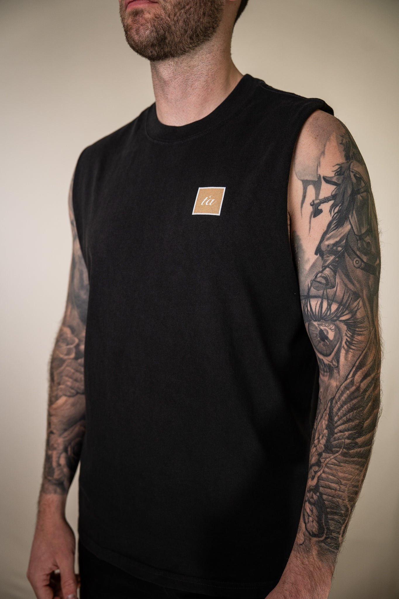 Crest Tank
